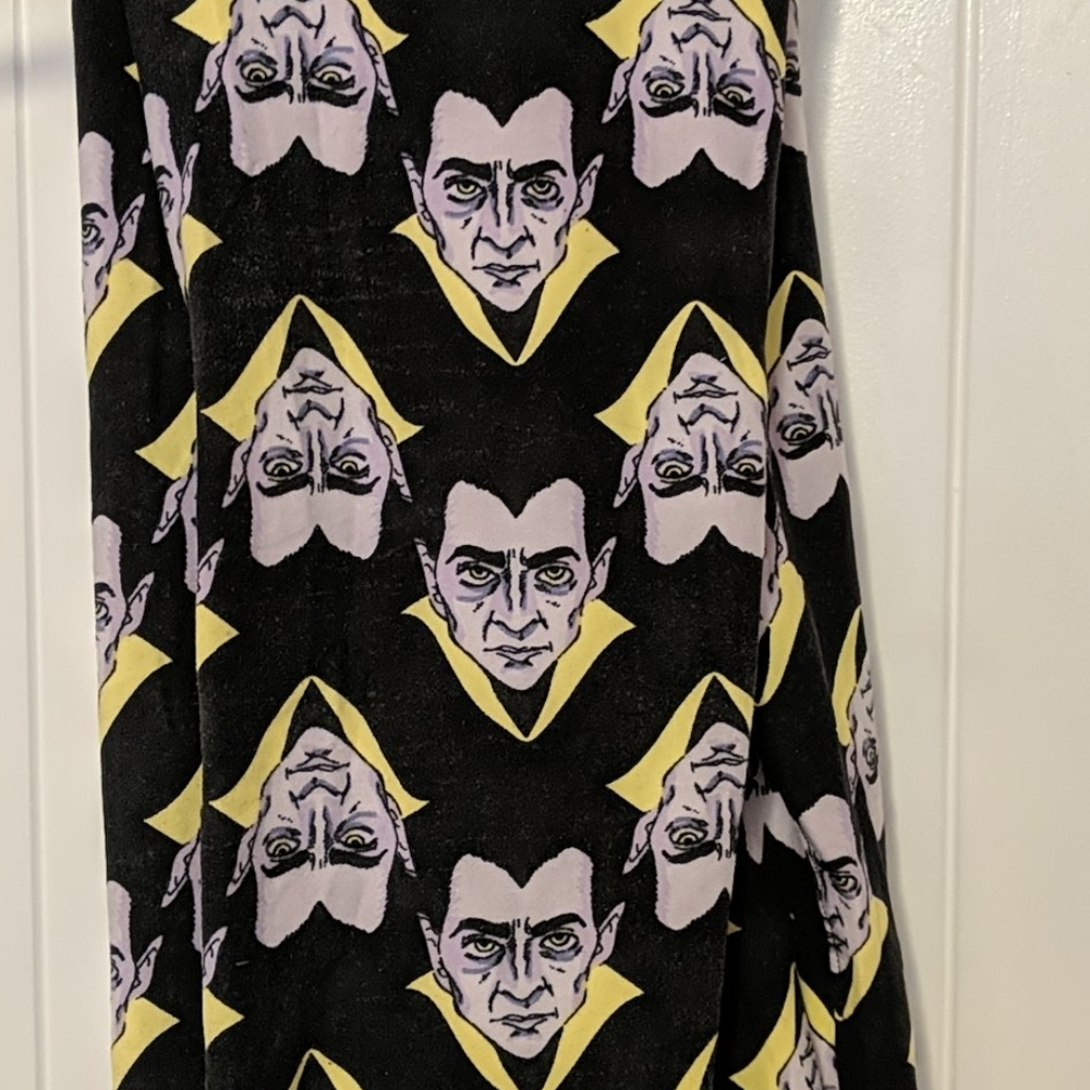 TC Vampire Leggings